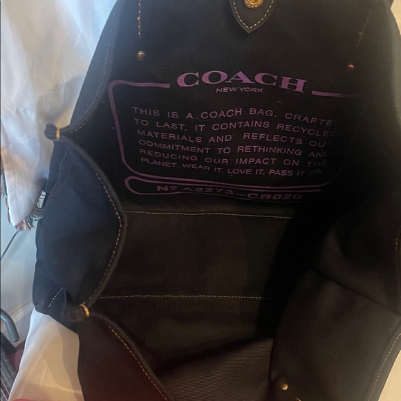 Coach New York Black Tote - Picture 4 of 8